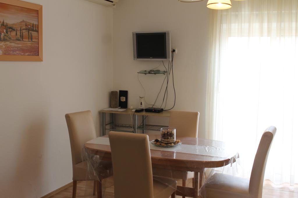 Apartments Roko Kolinda بيبينيا المظهر الخارجي الصورة