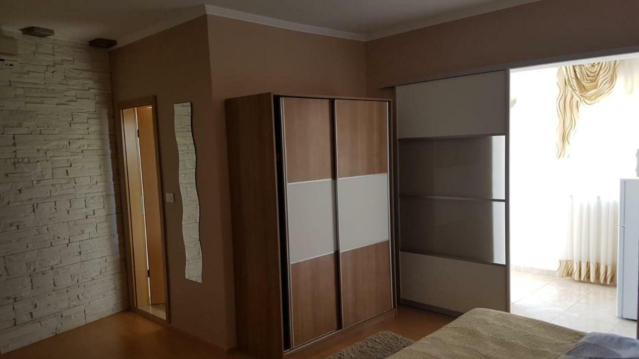 Apartments Roko Kolinda بيبينيا المظهر الخارجي الصورة